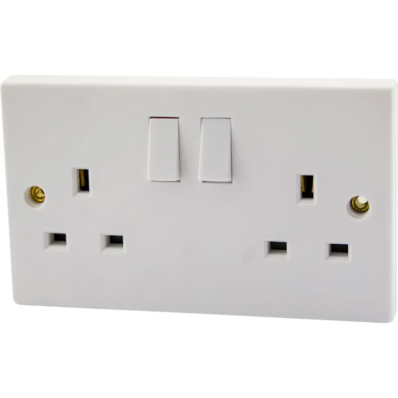 13A 2 Gang Switched Socket - Double Blister
